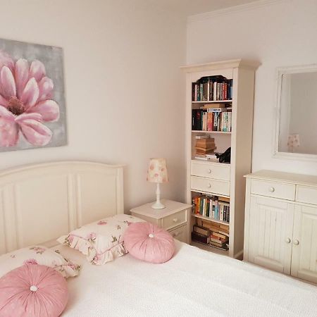 Cozy Apartment In Ровин Екстериор снимка